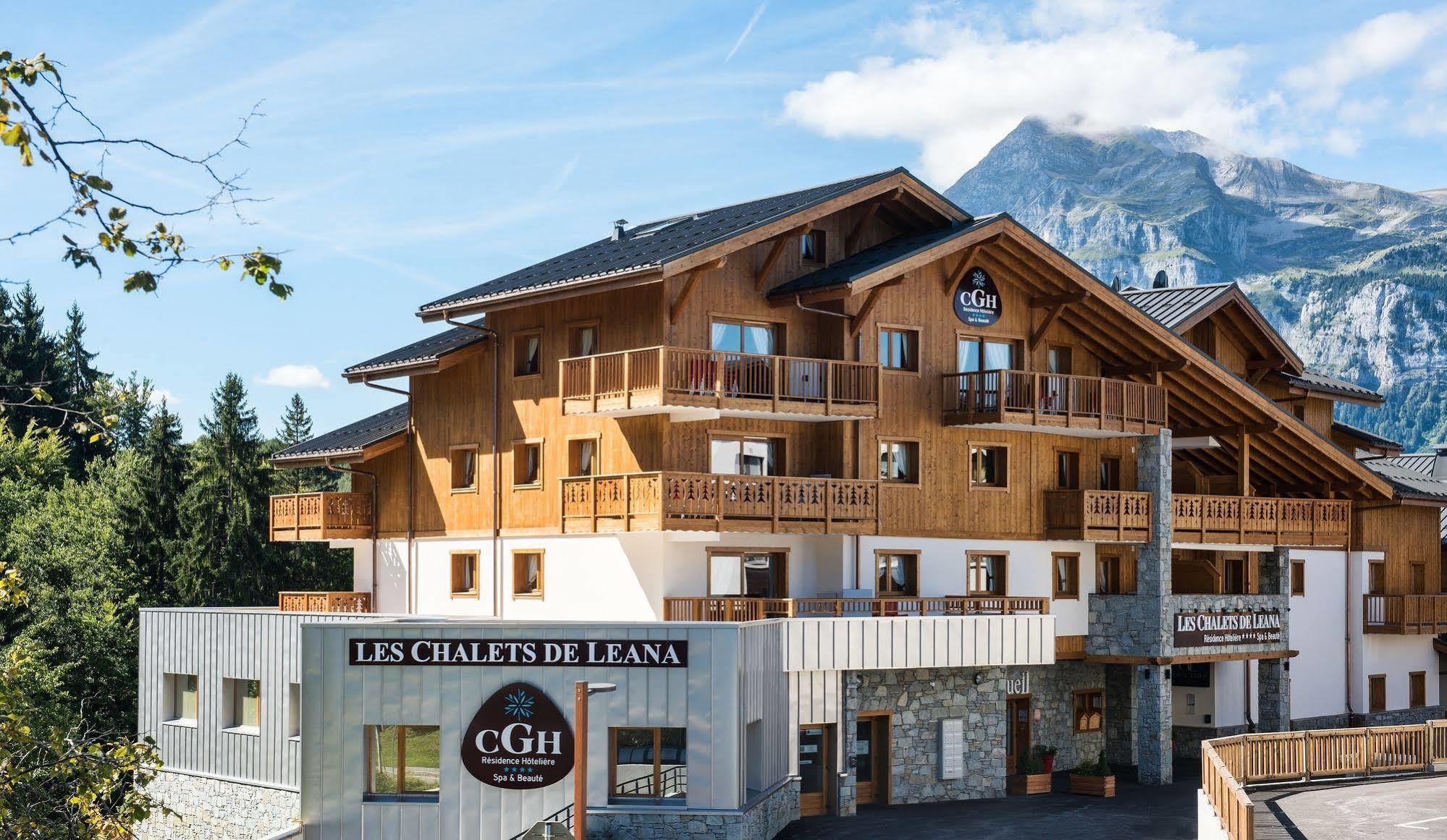 Cgh Residences And Spa Les Chalets De Leana 雷加霍斯达哈施 外观 照片