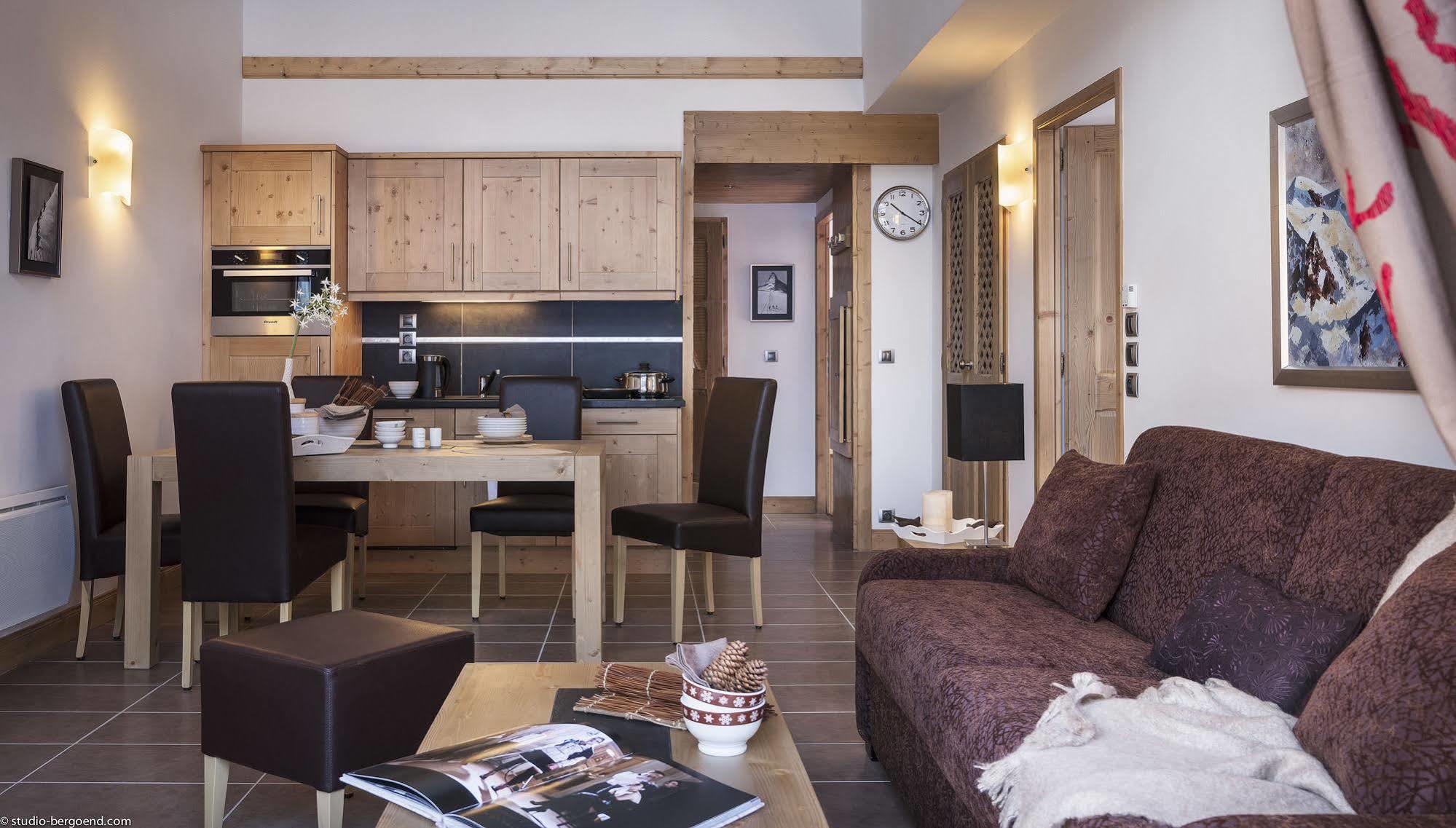 Cgh Residences And Spa Les Chalets De Leana 雷加霍斯达哈施 外观 照片