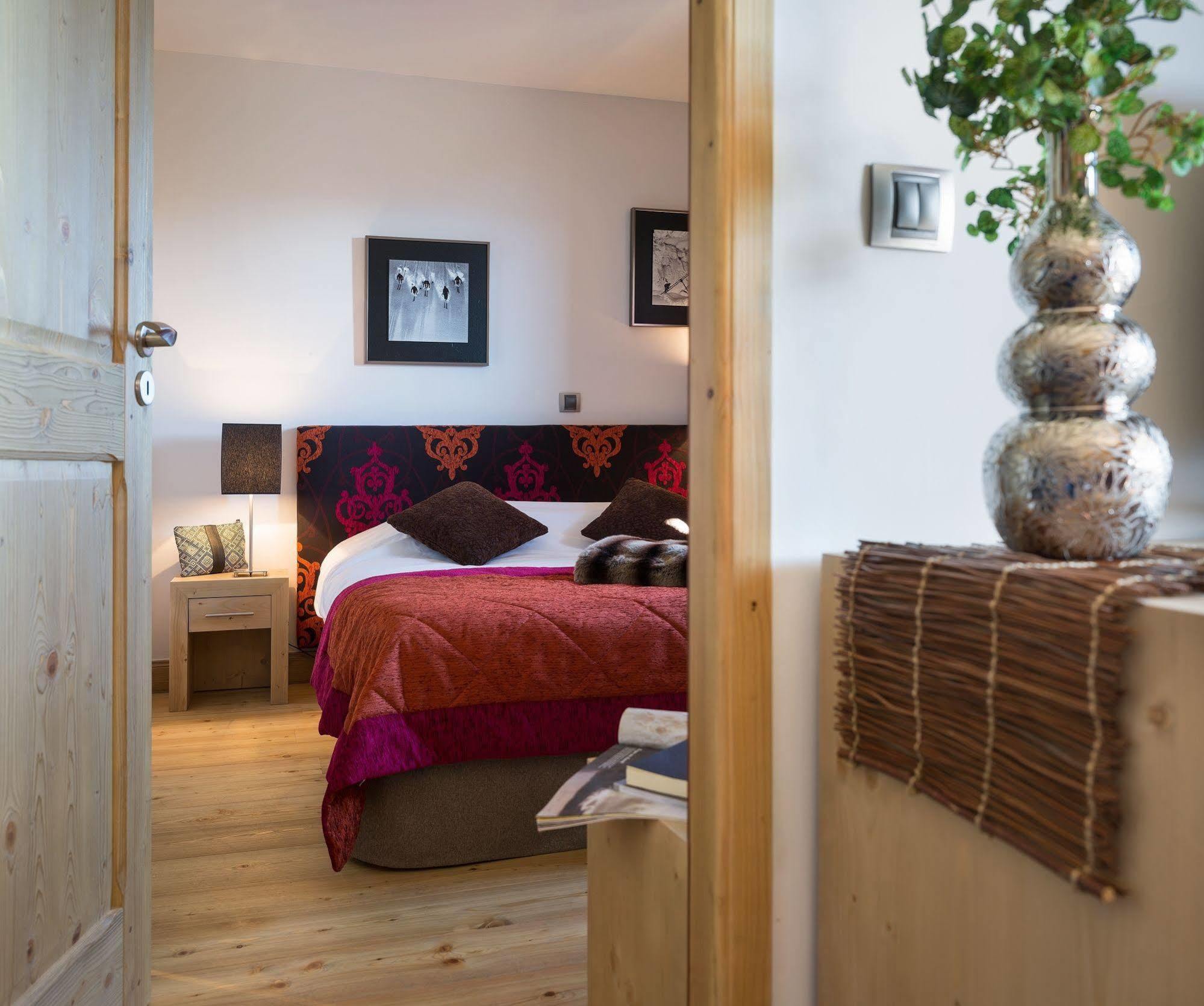 Cgh Residences And Spa Les Chalets De Leana 雷加霍斯达哈施 外观 照片