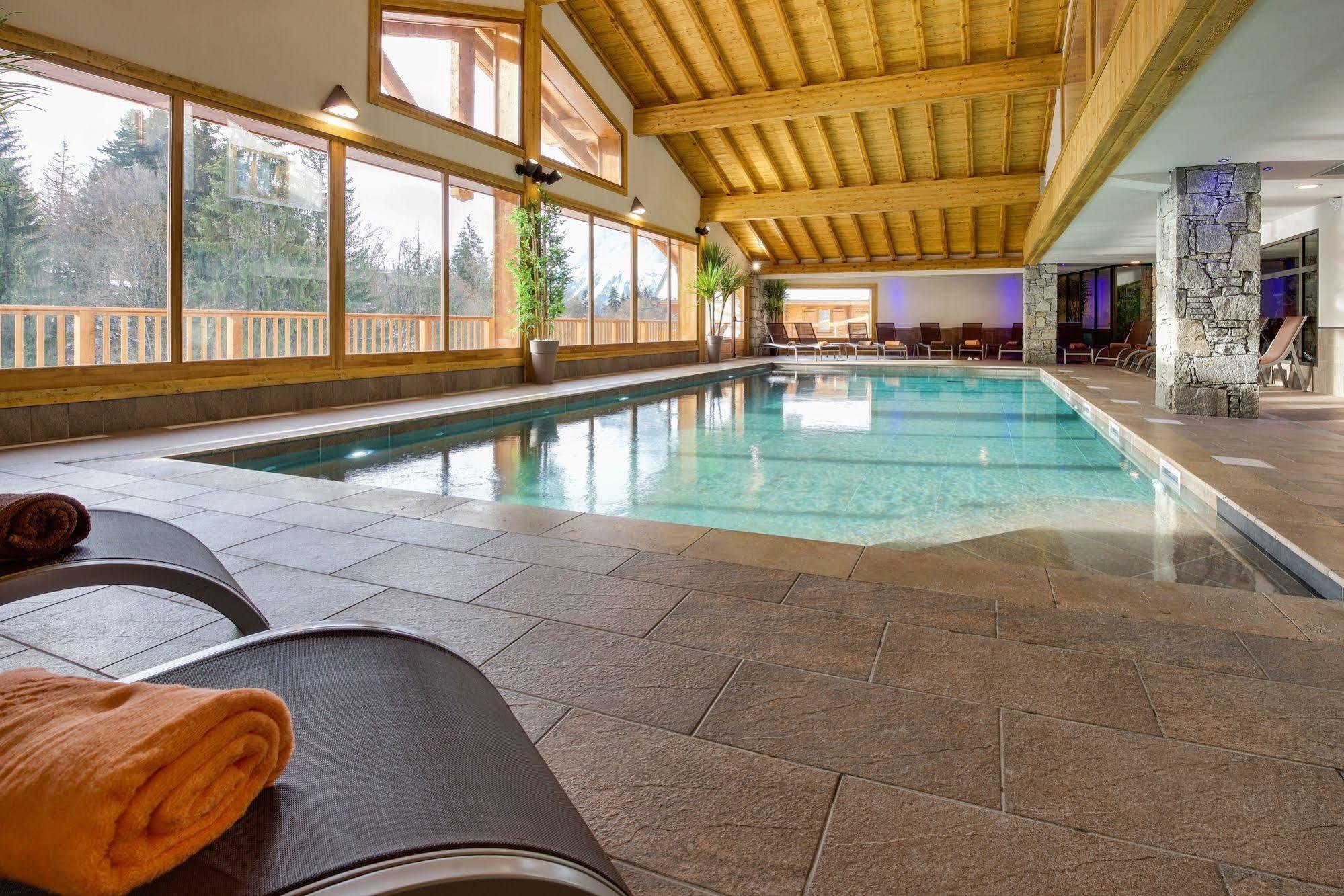 Cgh Residences And Spa Les Chalets De Leana 雷加霍斯达哈施 外观 照片