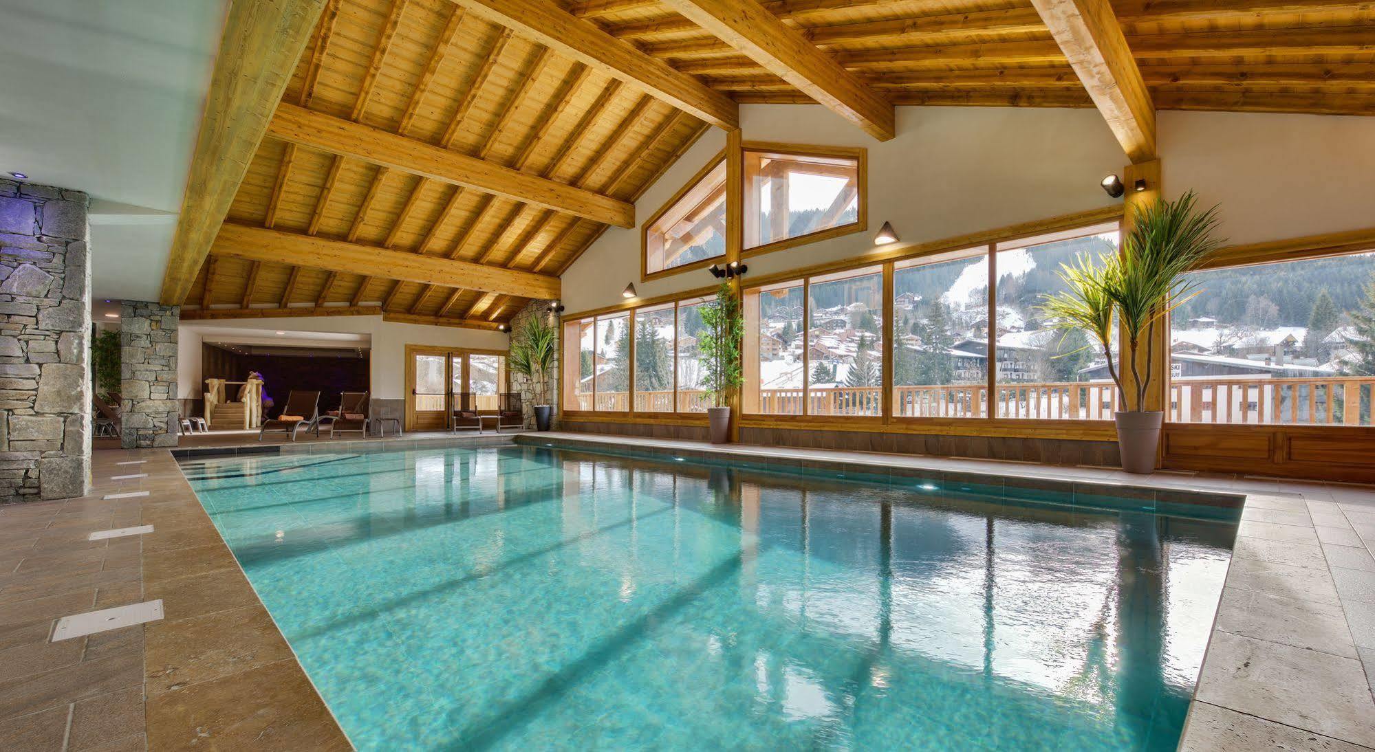 Cgh Residences And Spa Les Chalets De Leana 雷加霍斯达哈施 外观 照片